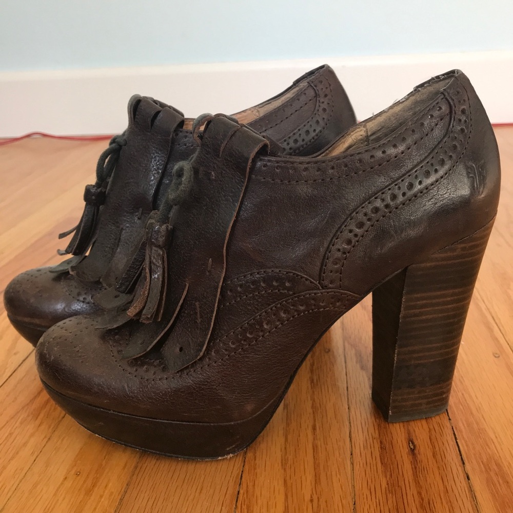 Frye Naiya Kiltie Oxford Pumps